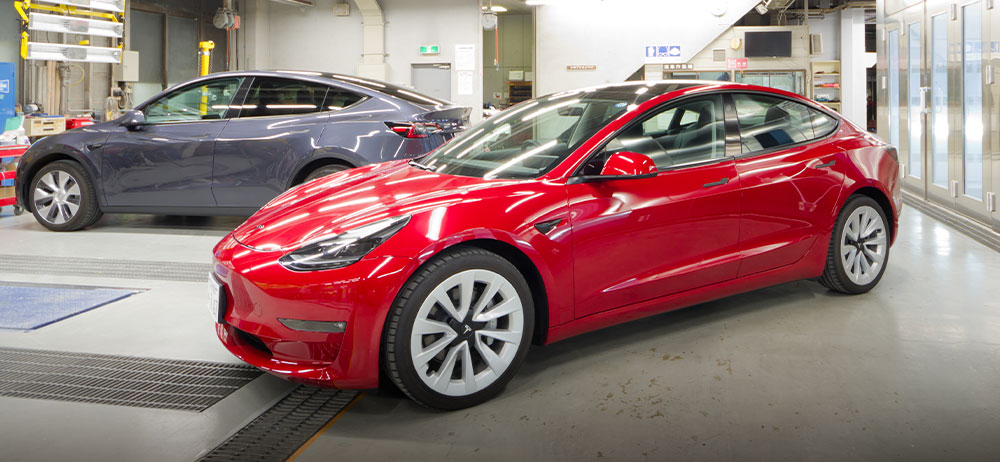 テスラ公認 車検承ります